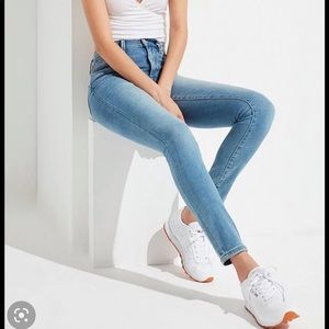 BDG Light wash skinny jeans